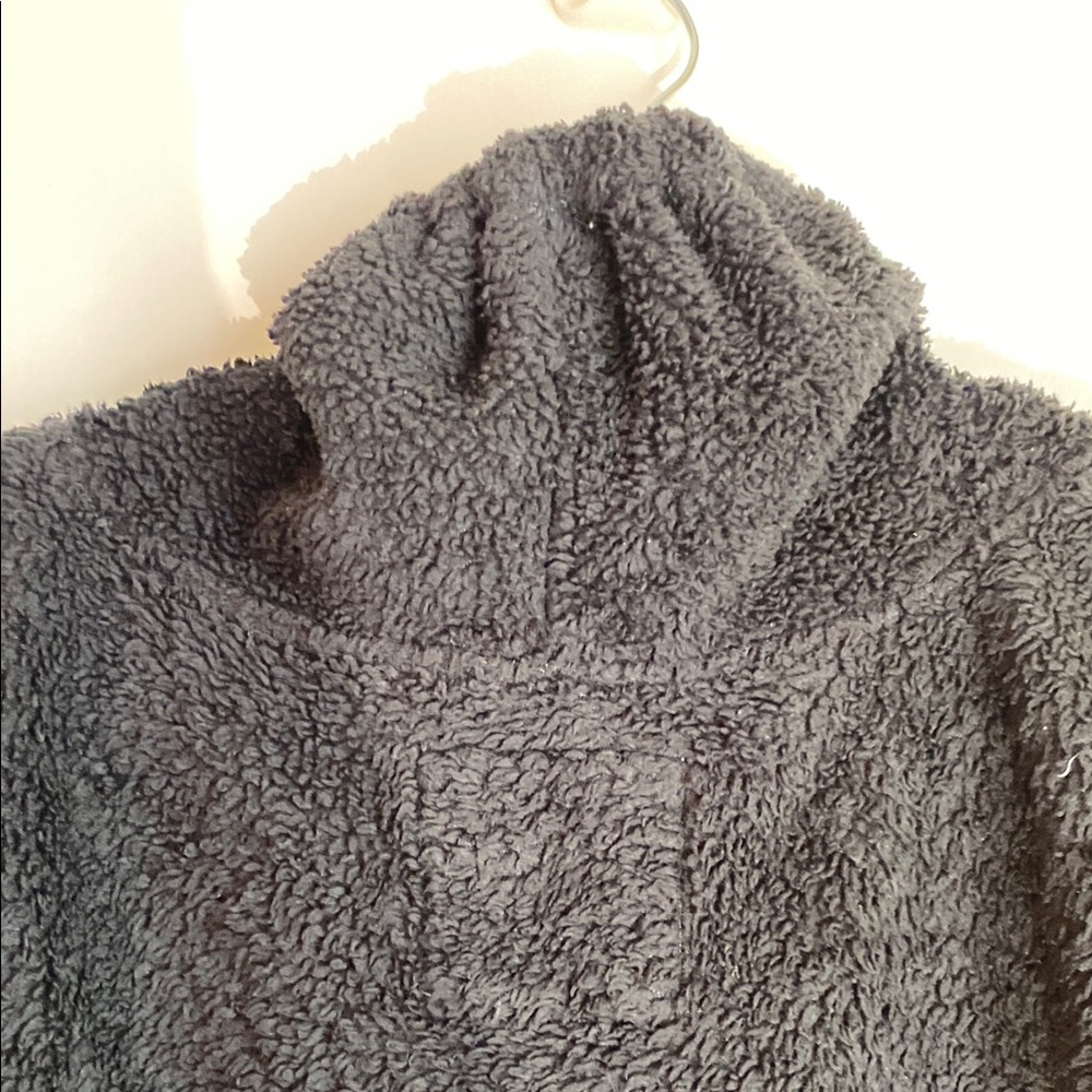 Women’s Hollister Black Textured Pullover size M - Picture 15 of 16
